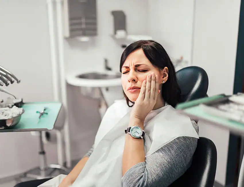 What is Broken & Chipped Tooth Repair